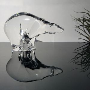 BACCARAT CRYSTAL POLAR BEAR $190